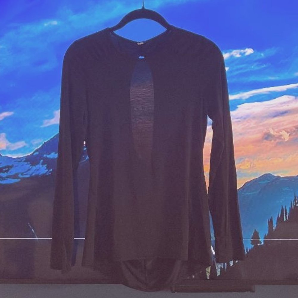 Lululemon Get Set Long Sleeve Open Back Top